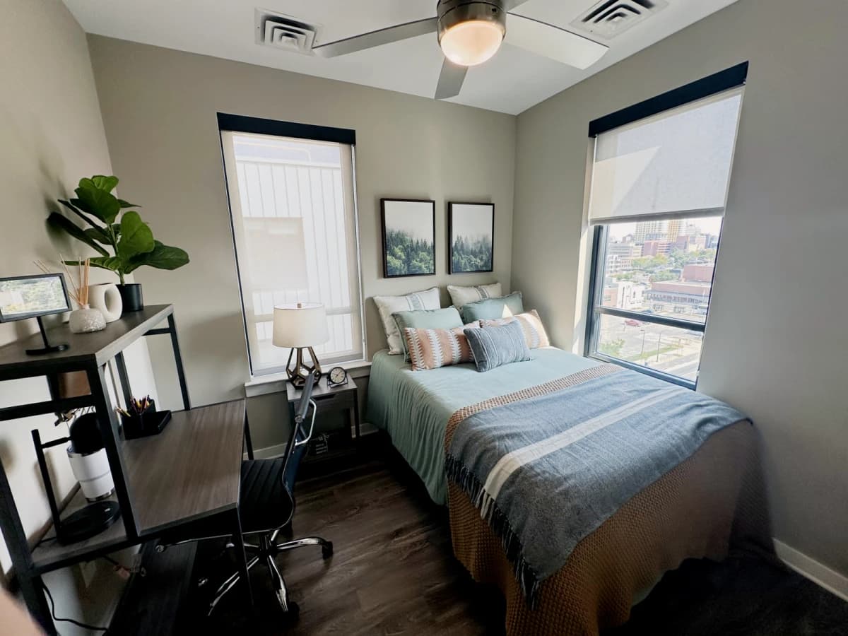 2 bed 2 bath Birch