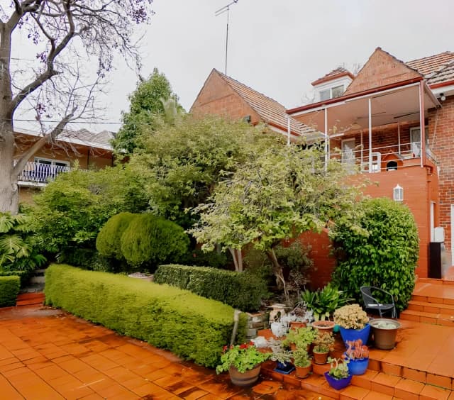 17 Yarravale Road, Kew image 2