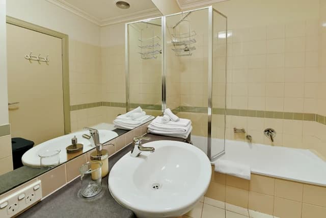 apartment near La Trobe Street image