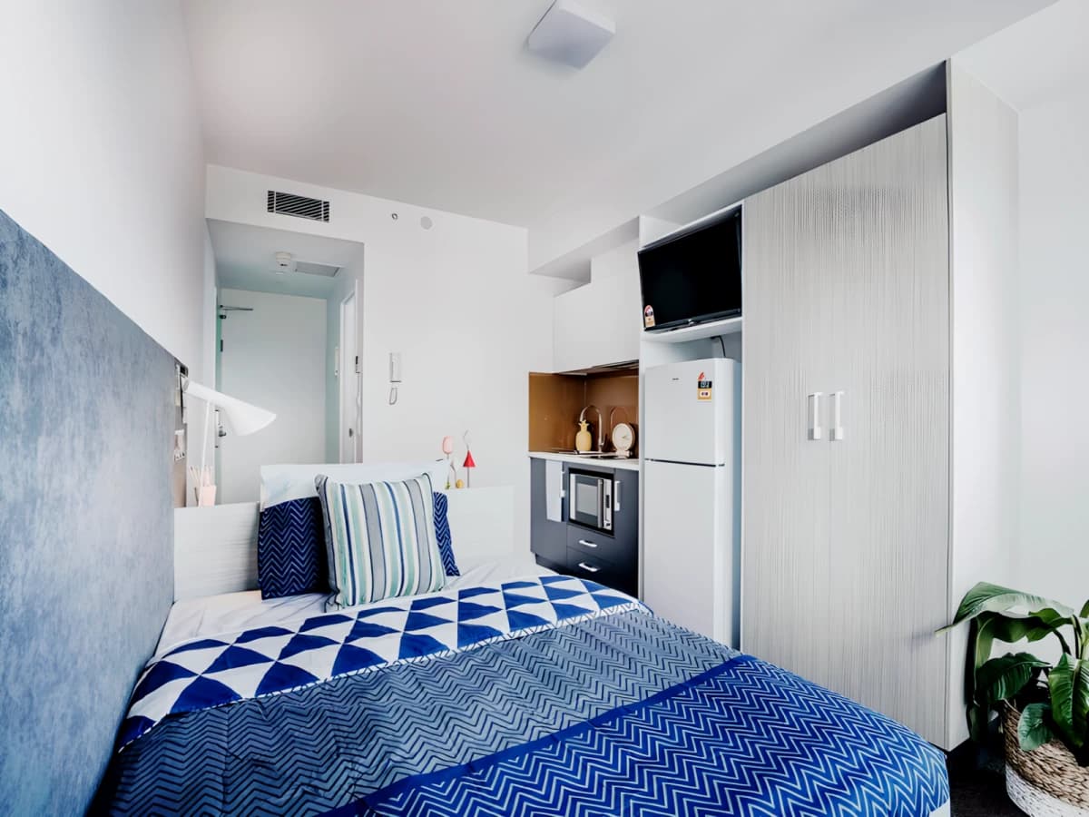 Scape Regent image