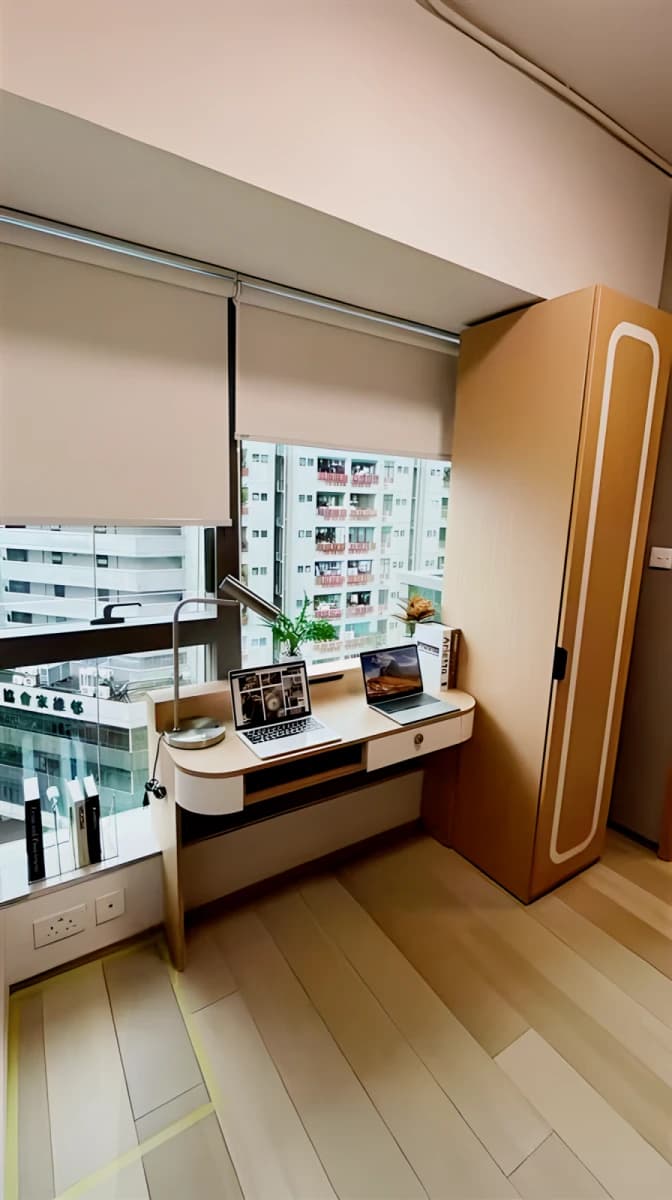 dwell Ho Man Tin image