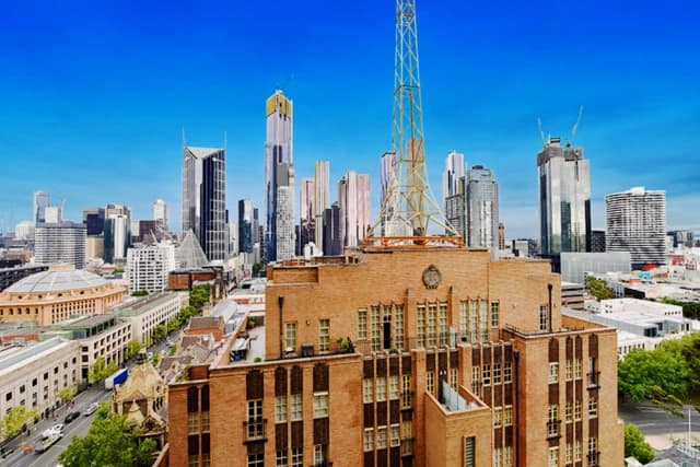 apartment near La Trobe Street image 3