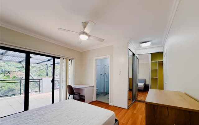 3 bed 2 bath*14-master room