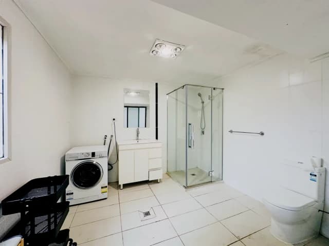 4 Bedroom