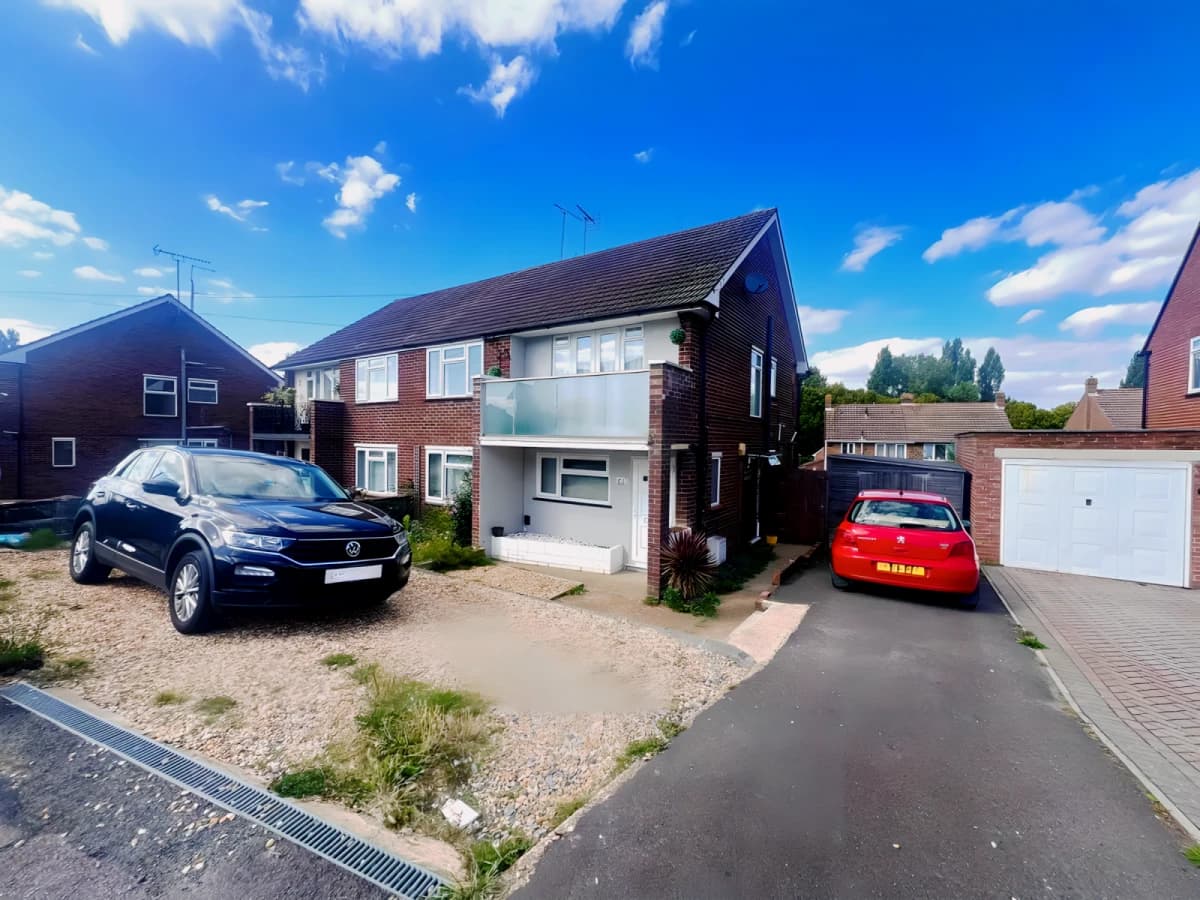 ST-Woodmill Lane image 2