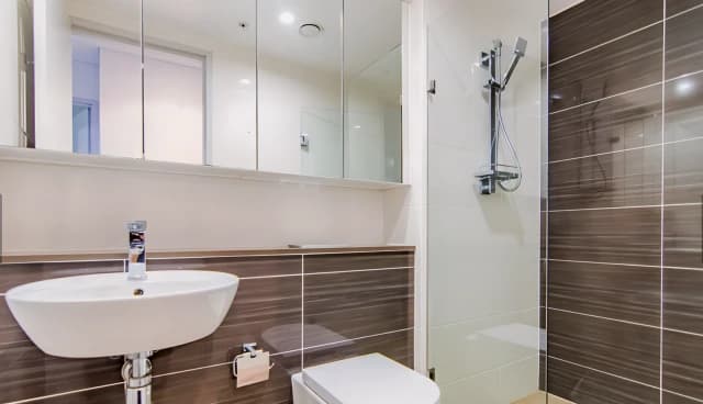 2 bed 2 bath*342