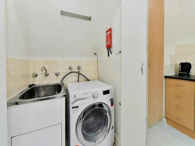 apartment near La Trobe Street image 2
