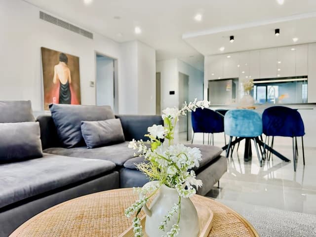 3 bed 2 bath