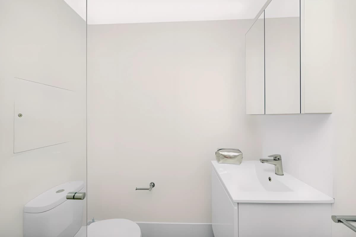 Scape Regent image