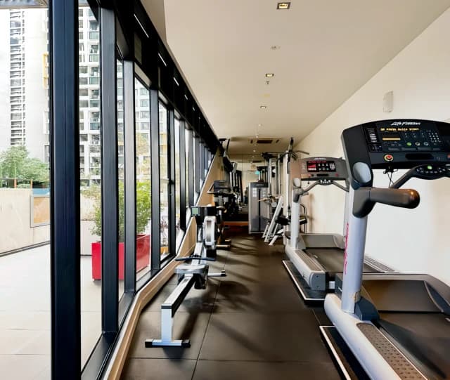 902/200 Spencer St