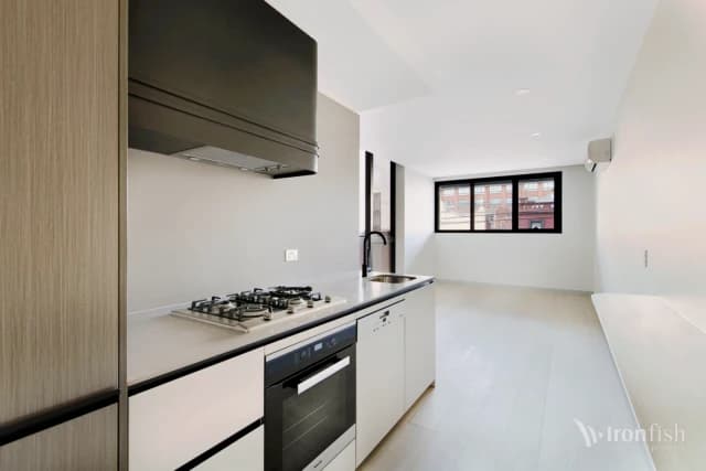 1 Bed, 1 Bath