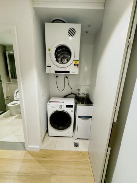 2 bed 1 bath