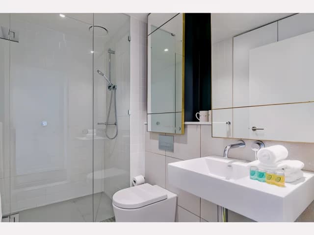 1 bed 1 bath*3121
