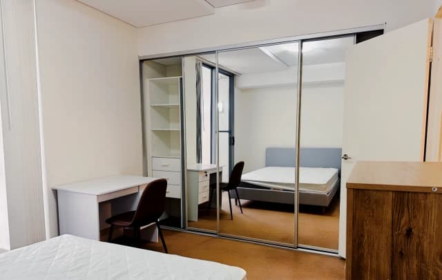 2 bed 2 bath*102-master room