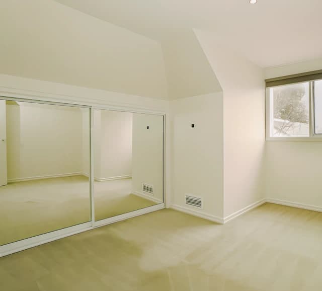 5 Bedroom