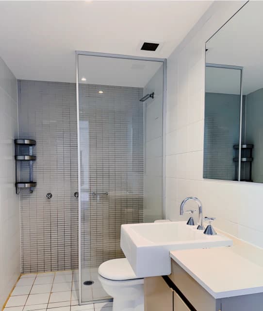 2 bed 2 bath*310-master room
