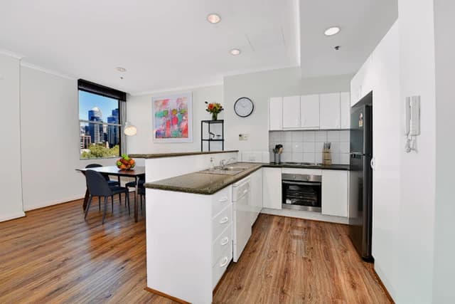 apartment near Victoria Street image