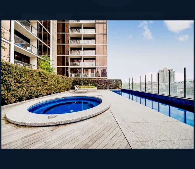 apartment near Mckenzie Street image