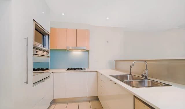 2 bed 2 bath*404