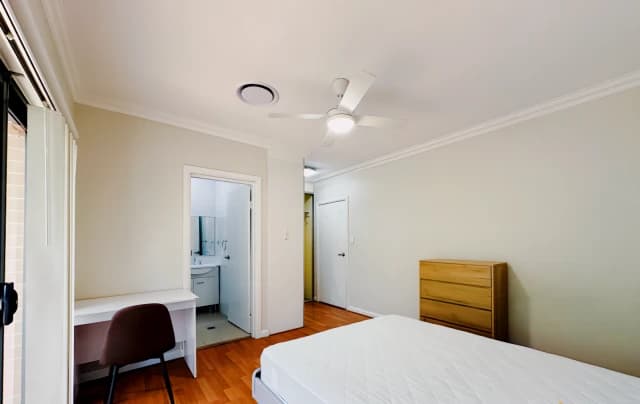 3 bed 2 bath*14-master room