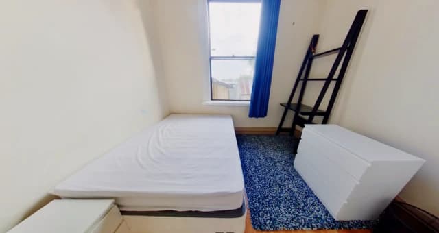 Room 4