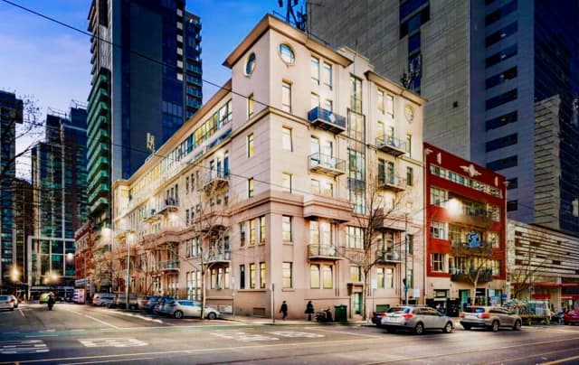 apartment near La Trobe Street