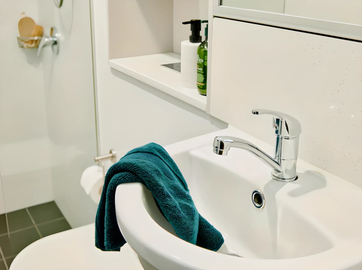 Scape Darling House image