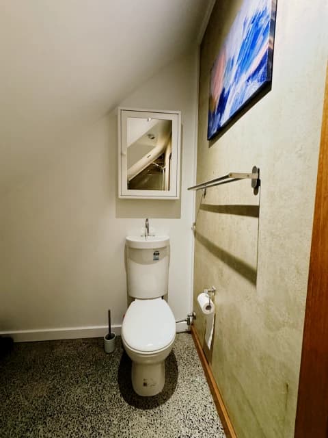 4 bed 3 bath