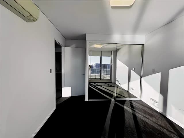2 bed 2 bath*2302