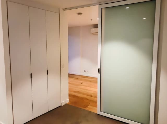 2 Bedroom