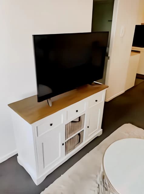 2 Bedroom