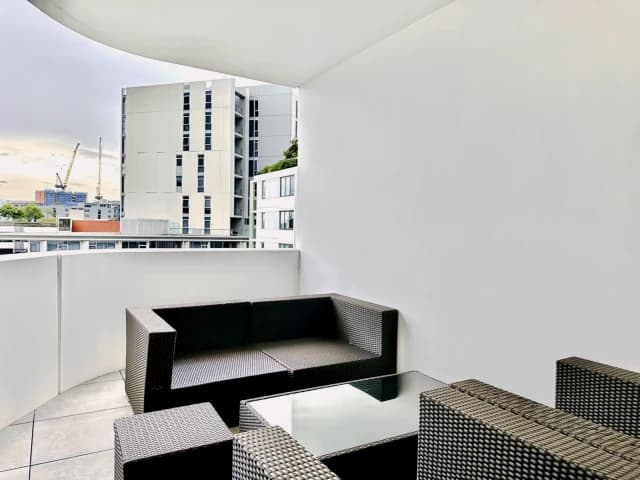 3 bed 2 bath