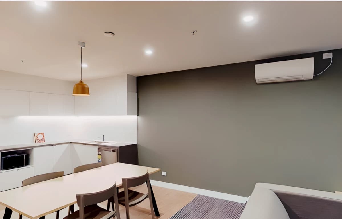 UniLodge Melbourne City image