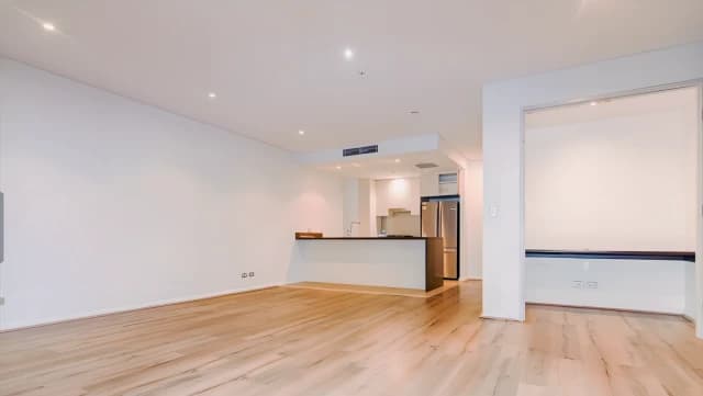 2 bed 2 bath*342