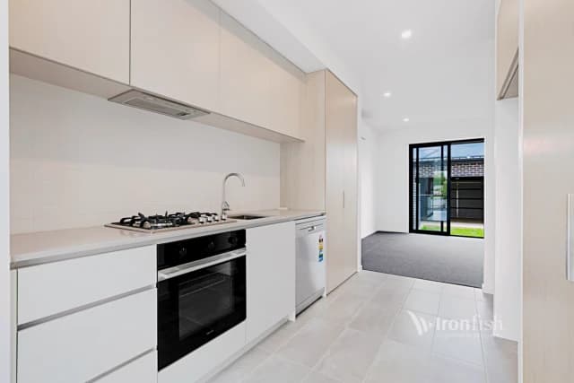 2 Bed, 2 Bath