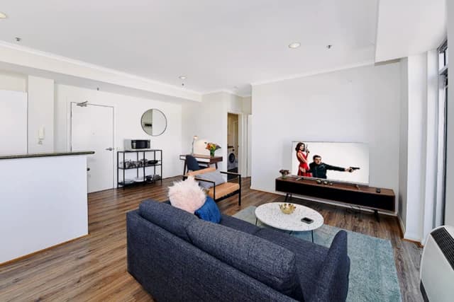 apartment near Victoria Street image