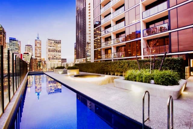 apartment near Mackenzie Street image