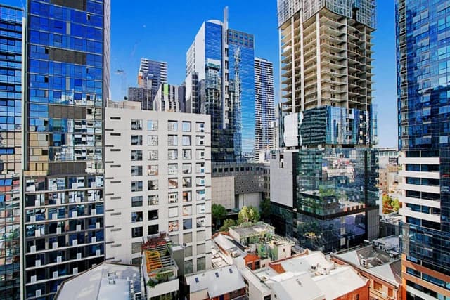 apartment near Little Lonsdale Street image