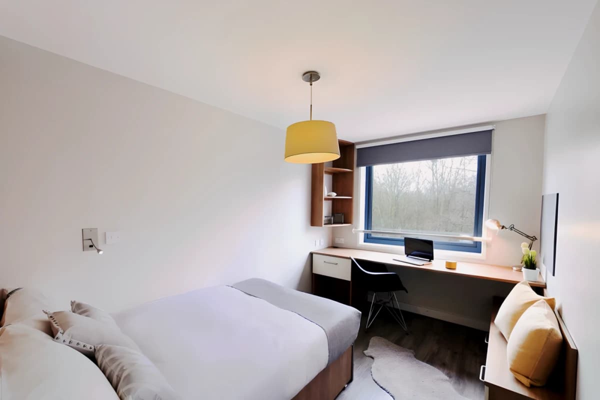 Gob Islington Residence image
