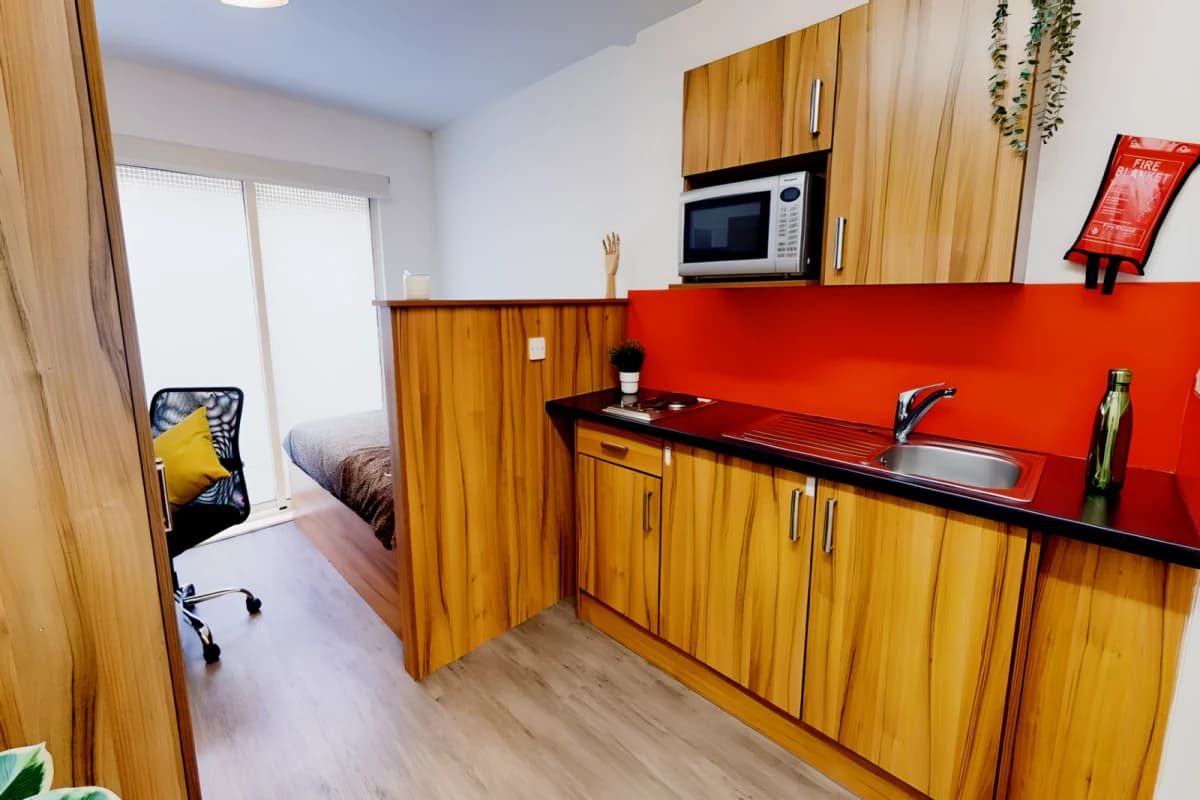 CB1 image