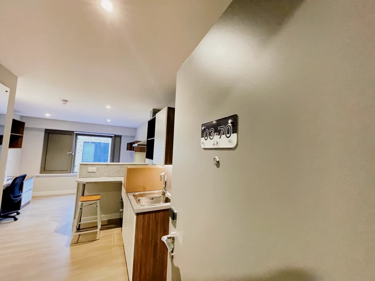 Studio Silver-South Facing