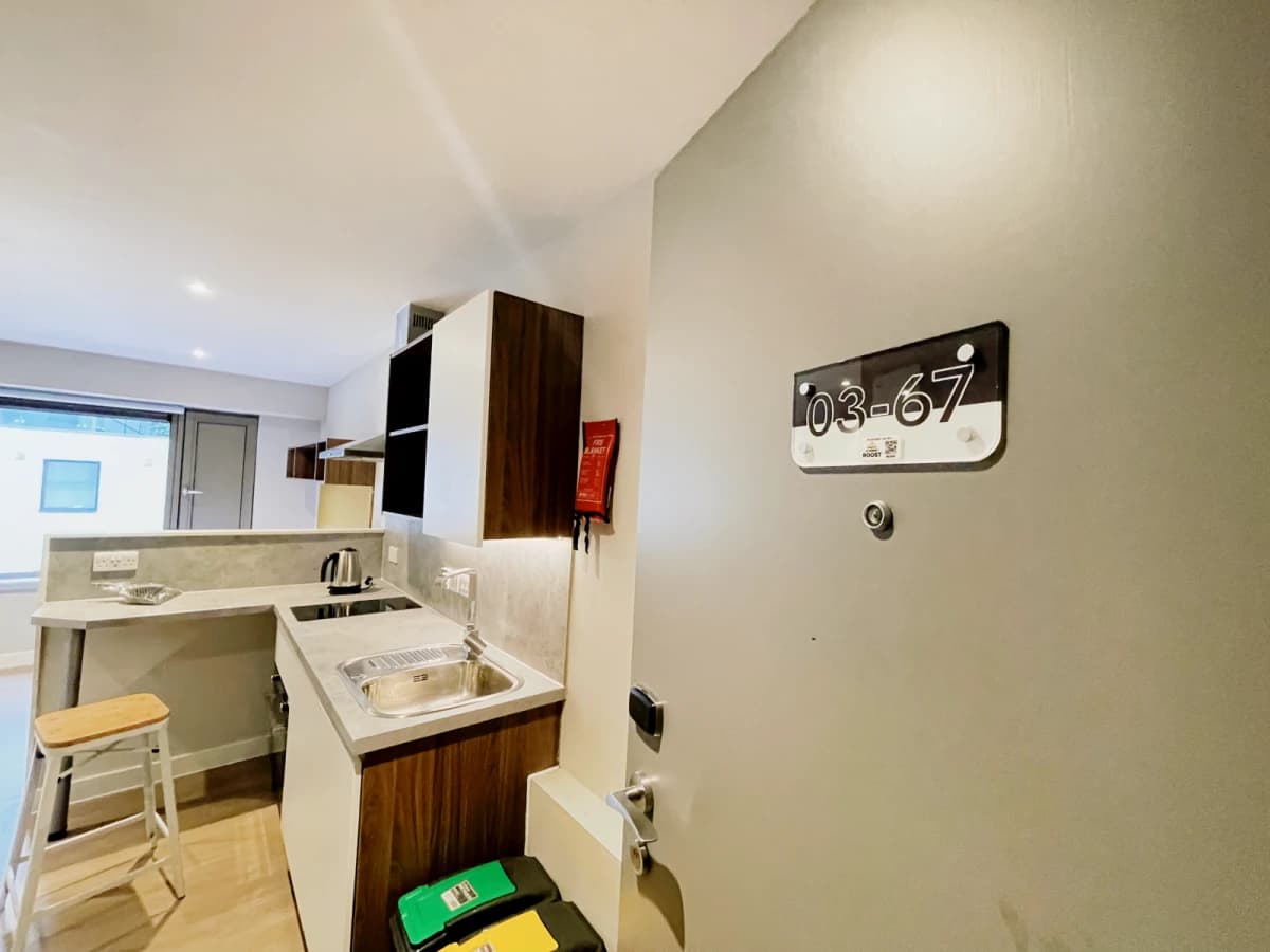 Studio Silver-South Facing