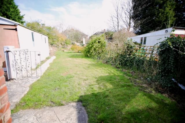 house near Brookleigh Road