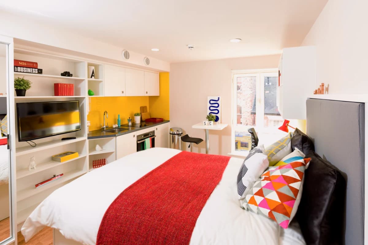 Lancaster Studio (City View) - Single Occupancy
