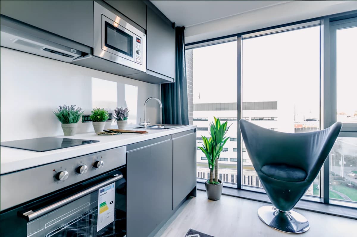 33 Parkside image