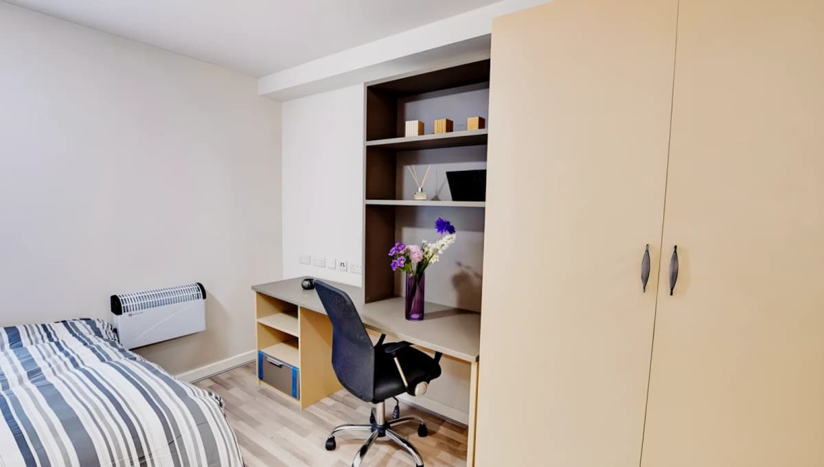 Trinity Hall image