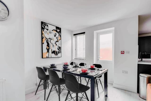 42 Cranborne Road, L15 2HX image