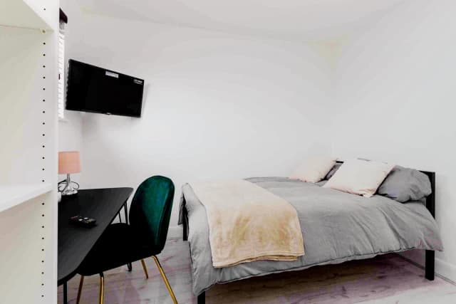 27 Granville road, L15 image