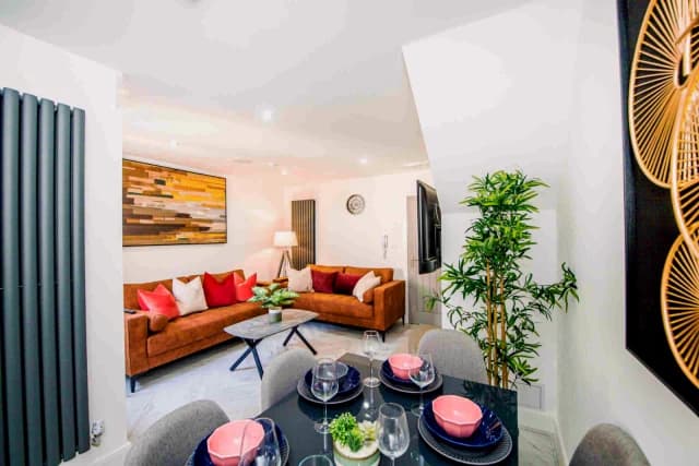 47 Woodcroft Road, L15 image 5