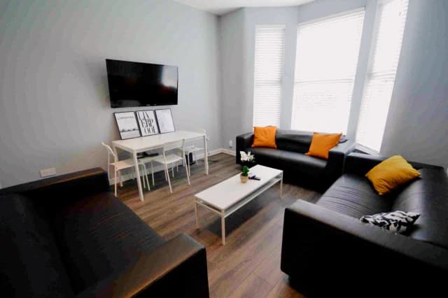 109 Kenmare Road, L15 image 2